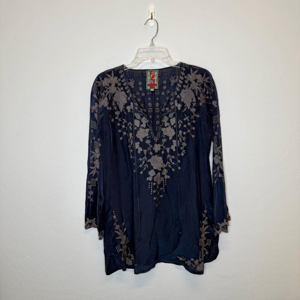 Johnny Was Butterfly Embroidered Tunic Top Blue Gray Size XS